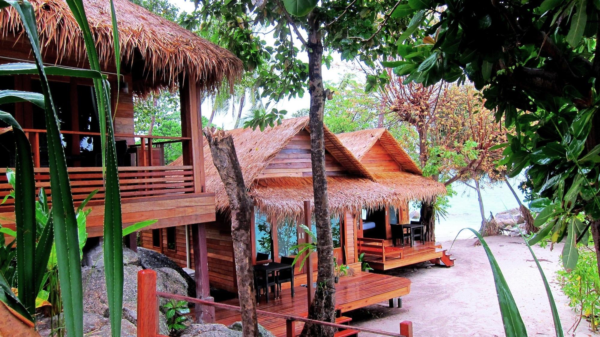 Ten Moons Lipe Resort Exterior photo