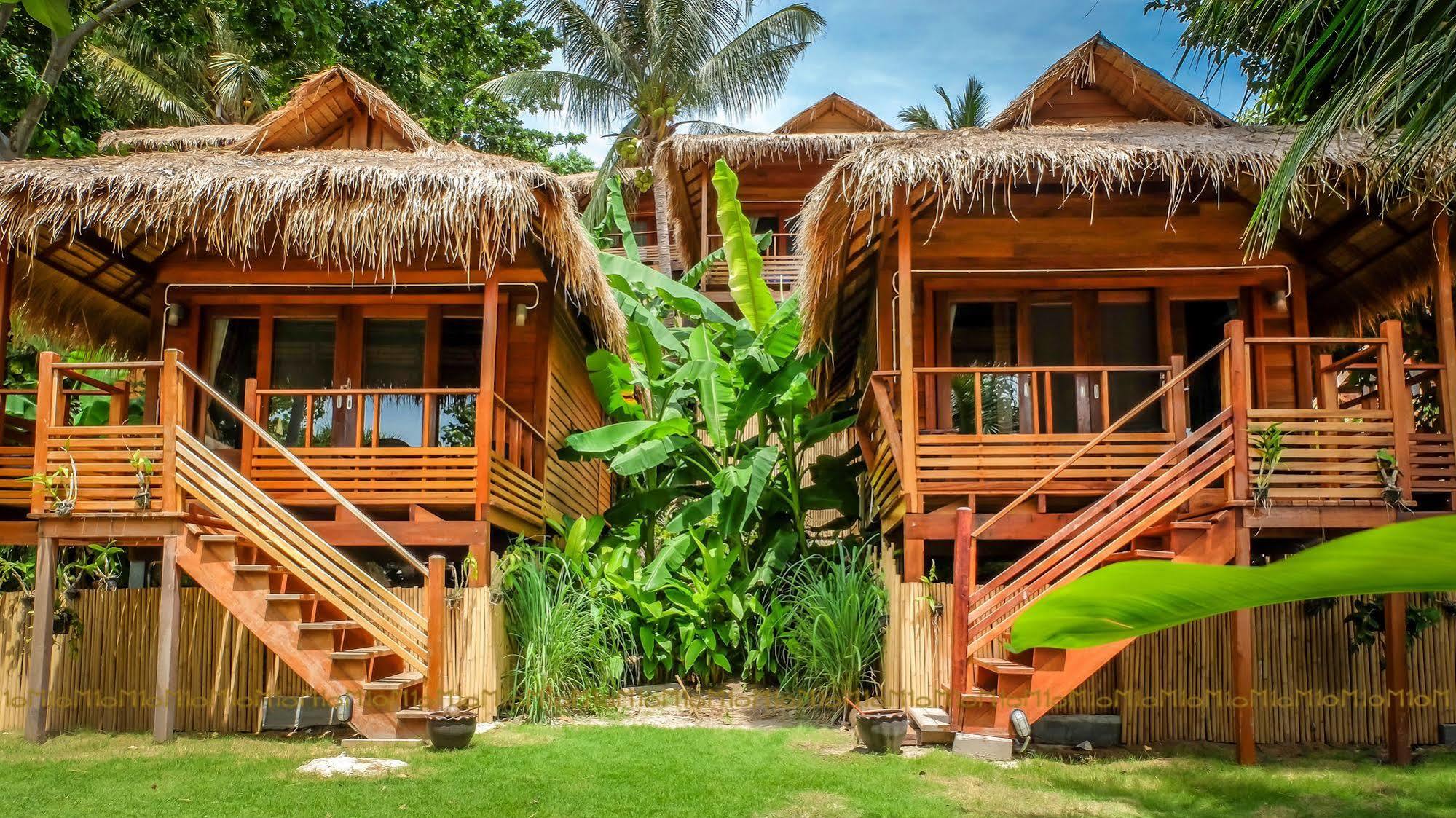 Ten Moons Lipe Resort Exterior photo